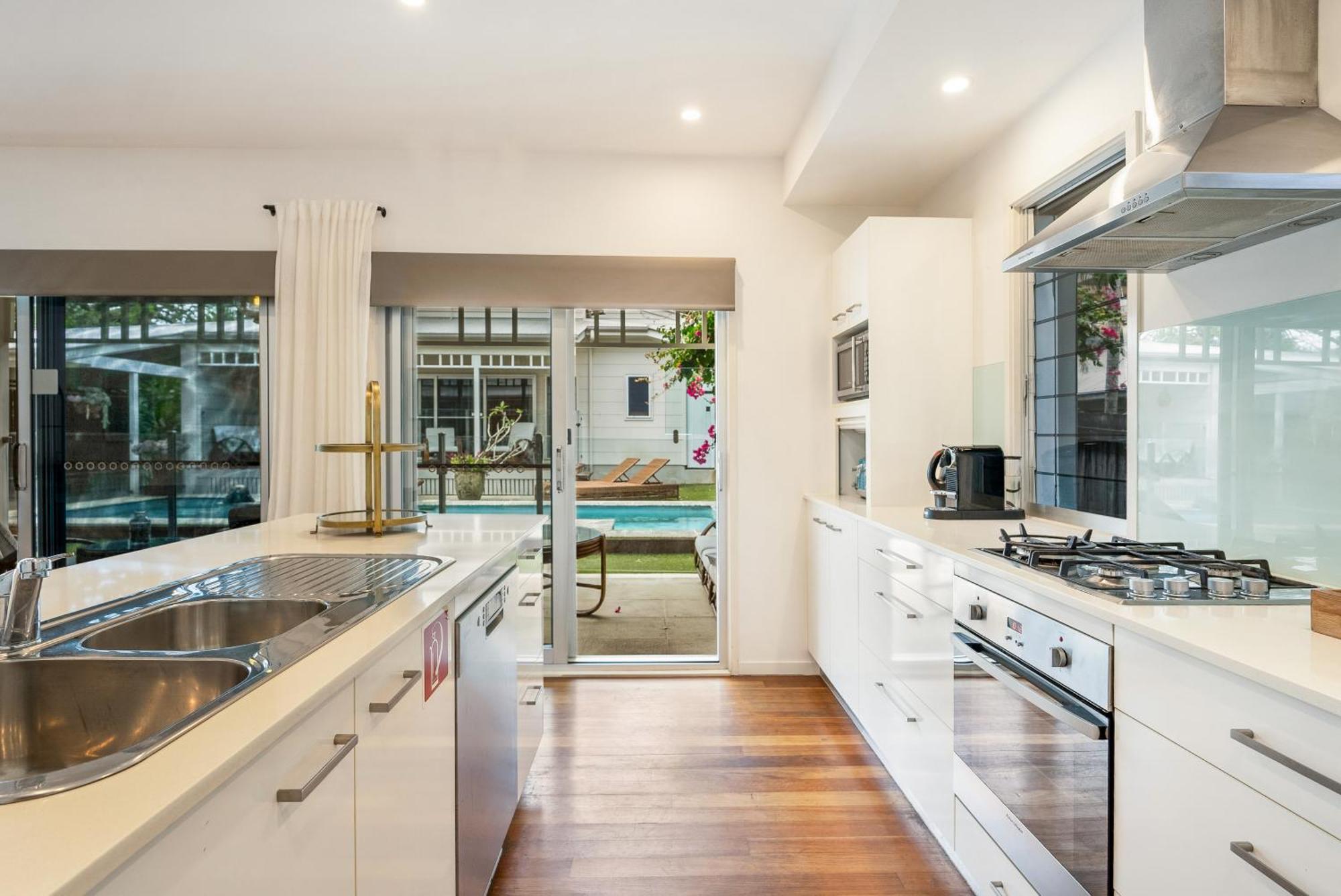 Aaman & Cinta Luxury Villas Teluk Byron Bagian luar foto